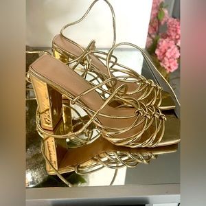 Beautiful gold lace up heels 😍😍